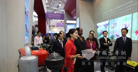 常柴攜多款產品亮相常州科技經貿洽談會，推動經濟貿易創新合作